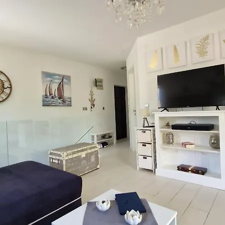 Lovely Apartment *
