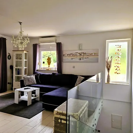 Apartment Lovely *